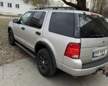 Серый Форд Эксплорер, объемом двигателя 4 л и пробегом 3 тыс. км за 9900 $, фото 5 на Automoto.ua