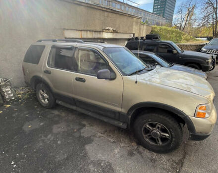 Форд Эксплорер 2003 в Киеве на Automoto.ua Серый Форд Эксплорер, объемом двигателя 4 л и пробегом 220 тыс. км за 13000 $, фото 10 на Automoto.ua