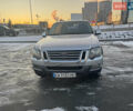 Сірий Форд Експлорер, об'ємом двигуна 4.6 л та пробігом 330 тис. км за 8500 $, фото 1 на Automoto.ua