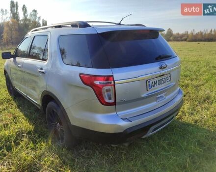 Сірий Форд Експлорер, об'ємом двигуна 2 л та пробігом 148 тис. км за 14100 $, фото 22 на Automoto.ua