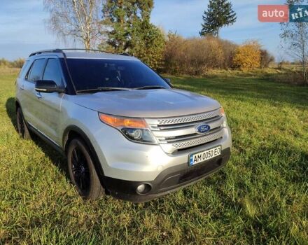 Сірий Форд Експлорер, об'ємом двигуна 2 л та пробігом 148 тис. км за 14100 $, фото 18 на Automoto.ua