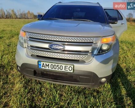 Сірий Форд Експлорер, об'ємом двигуна 2 л та пробігом 148 тис. км за 14100 $, фото 17 на Automoto.ua