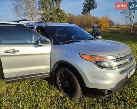 Сірий Форд Експлорер, об'ємом двигуна 2 л та пробігом 148 тис. км за 14100 $, фото 1 на Automoto.ua