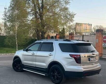 Сірий Форд Експлорер, об'ємом двигуна 3.5 л та пробігом 174 тис. км за 17500 $, фото 5 на Automoto.ua