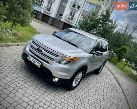 Серый Форд Эксплорер, объемом двигателя 3.5 л и пробегом 219 тыс. км за 15850 $, фото 27 на Automoto.ua