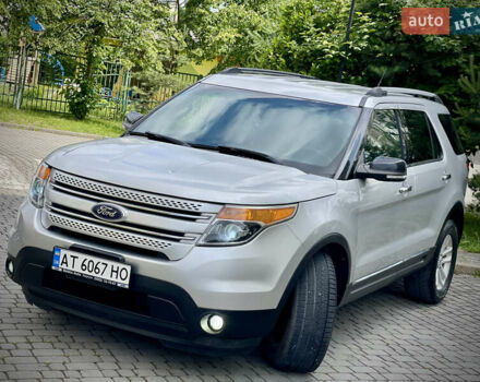 Серый Форд Эксплорер, объемом двигателя 3.5 л и пробегом 219 тыс. км за 15850 $, фото 3 на Automoto.ua