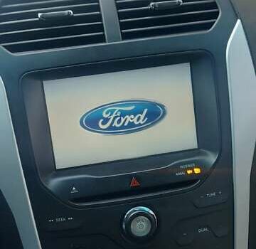 Серый Форд Эксплорер, объемом двигателя 3.5 л и пробегом 213 тыс. км за 14555 $, фото 10 на Automoto.ua