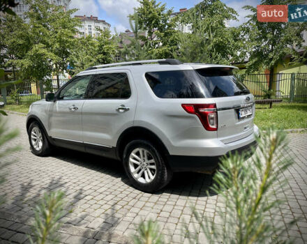 Серый Форд Эксплорер, объемом двигателя 3.5 л и пробегом 219 тыс. км за 15850 $, фото 25 на Automoto.ua