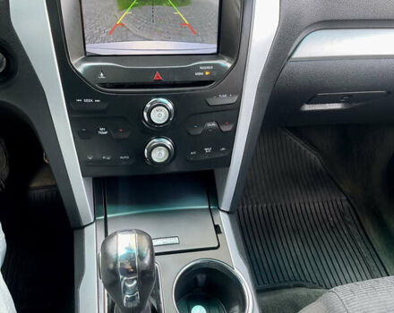 Серый Форд Эксплорер, объемом двигателя 3.5 л и пробегом 219 тыс. км за 15850 $, фото 41 на Automoto.ua