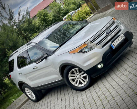 Серый Форд Эксплорер, объемом двигателя 3.5 л и пробегом 219 тыс. км за 15850 $, фото 7 на Automoto.ua