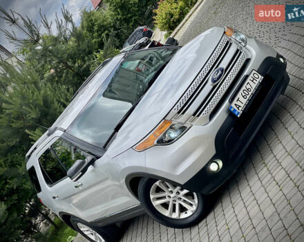 Серый Форд Эксплорер, объемом двигателя 3.5 л и пробегом 219 тыс. км за 15850 $, фото 6 на Automoto.ua