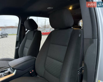 Серый Форд Эксплорер, объемом двигателя 3.5 л и пробегом 200 тыс. км за 12999 $, фото 41 на Automoto.ua