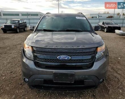 Серый Форд Эксплорер, объемом двигателя 3.5 л и пробегом 97 тыс. км за 2900 $, фото 4 на Automoto.ua
