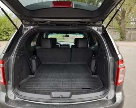 Сірий Форд Експлорер, об'ємом двигуна 3.5 л та пробігом 145 тис. км за 15500 $, фото 7 на Automoto.ua