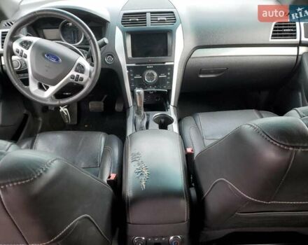 Серый Форд Эксплорер, объемом двигателя 3.5 л и пробегом 97 тыс. км за 2900 $, фото 7 на Automoto.ua