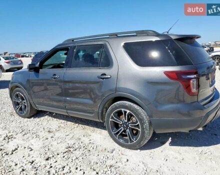 Серый Форд Эксплорер, объемом двигателя 3.5 л и пробегом 137 тыс. км за 3000 $, фото 1 на Automoto.ua