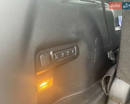 Форд Эксплорер 2015 в Киеве на Automoto.ua Серый Форд Эксплорер, объемом двигателя 3.5 л и пробегом 177 тыс. км за 21000 $, фото 13 на Automoto.ua