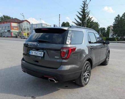 Серый Форд Эксплорер, объемом двигателя 3.5 л и пробегом 184 тыс. км за 18000 $, фото 8 на Automoto.ua