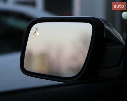 Серый Форд Эксплорер, объемом двигателя 3.5 л и пробегом 155 тыс. км за 21500 $, фото 28 на Automoto.ua