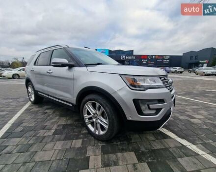 Серый Форд Эксплорер, объемом двигателя 2.26 л и пробегом 235 тыс. км за 14950 $, фото 18 на Automoto.ua