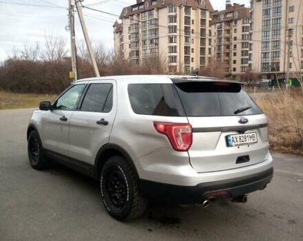 Сірий Форд Експлорер, об'ємом двигуна 3.7 л та пробігом 163 тис. км за 17999 $, фото 4 на Automoto.ua