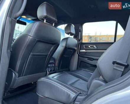 Сірий Форд Експлорер, об'ємом двигуна 3.5 л та пробігом 192 тис. км за 20900 $, фото 53 на Automoto.ua