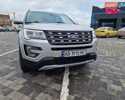 Серый Форд Эксплорер, объемом двигателя 2.26 л и пробегом 235 тыс. км за 14950 $, фото 2 на Automoto.ua