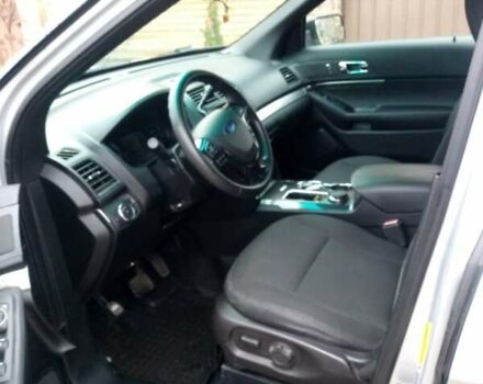 Сірий Форд Експлорер, об'ємом двигуна 3.7 л та пробігом 163 тис. км за 17999 $, фото 20 на Automoto.ua