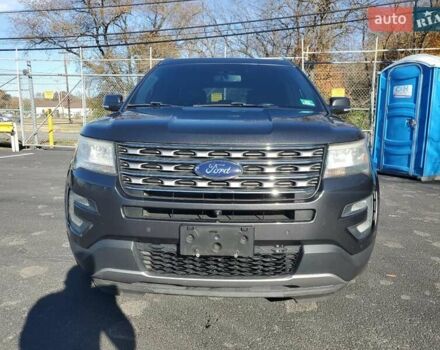 Серый Форд Эксплорер, объемом двигателя 3.5 л и пробегом 154 тыс. км за 3000 $, фото 4 на Automoto.ua