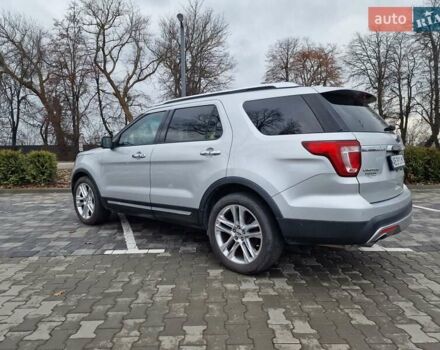 Серый Форд Эксплорер, объемом двигателя 2.26 л и пробегом 235 тыс. км за 14950 $, фото 9 на Automoto.ua