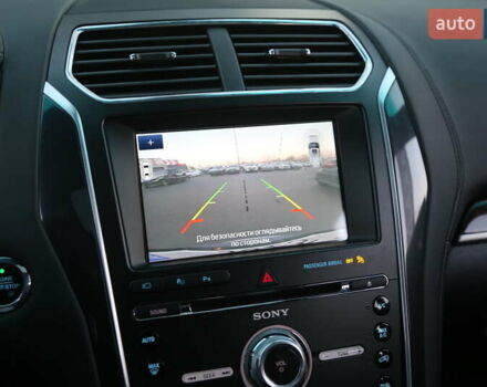 Серый Форд Эксплорер, объемом двигателя 3.5 л и пробегом 155 тыс. км за 21500 $, фото 22 на Automoto.ua