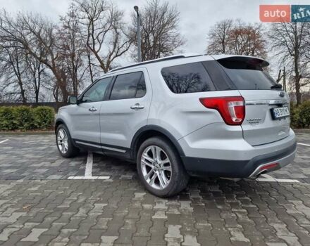 Серый Форд Эксплорер, объемом двигателя 2.26 л и пробегом 235 тыс. км за 14950 $, фото 8 на Automoto.ua