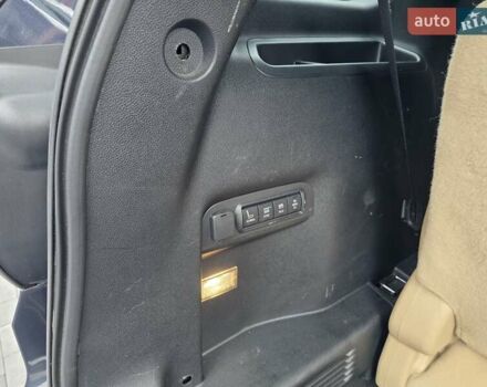 Серый Форд Эксплорер, объемом двигателя 3.5 л и пробегом 263 тыс. км за 16200 $, фото 25 на Automoto.ua