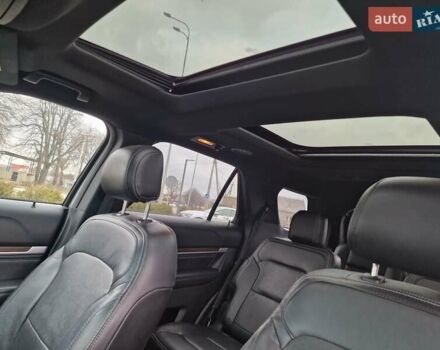 Серый Форд Эксплорер, объемом двигателя 2.26 л и пробегом 235 тыс. км за 14950 $, фото 25 на Automoto.ua