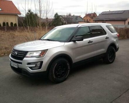 Сірий Форд Експлорер, об'ємом двигуна 3.7 л та пробігом 163 тис. км за 17999 $, фото 1 на Automoto.ua