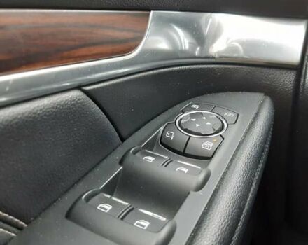 Серый Форд Эксплорер, объемом двигателя 3.5 л и пробегом 165 тыс. км за 20500 $, фото 23 на Automoto.ua