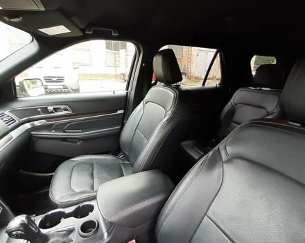 Серый Форд Эксплорер, объемом двигателя 3.5 л и пробегом 165 тыс. км за 20500 $, фото 18 на Automoto.ua