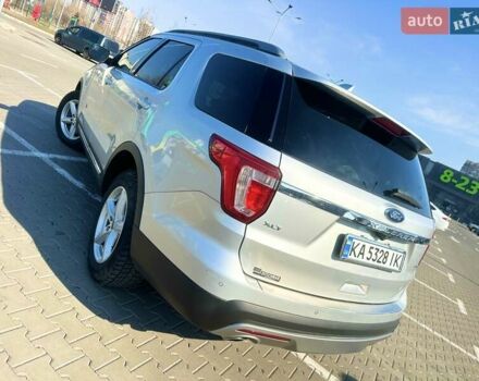 Серый Форд Эксплорер, объемом двигателя 3.5 л и пробегом 132 тыс. км за 18300 $, фото 13 на Automoto.ua