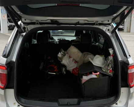 Сірий Форд Експлорер, об'ємом двигуна 3.5 л та пробігом 153 тис. км за 20000 $, фото 35 на Automoto.ua