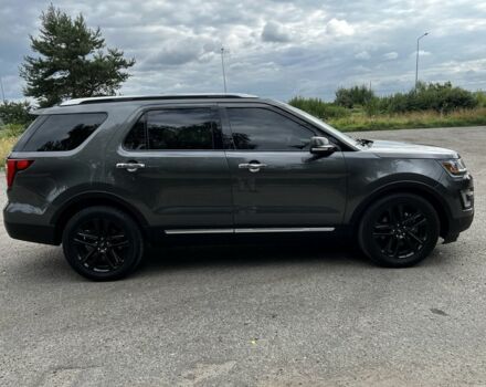 Форд Эксплорер 2017 в Львове на Automoto.ua Серый Форд Эксплорер, объемом двигателя 3.5 л и пробегом 167 тыс. км за 20199 $, фото 5 на Automoto.ua