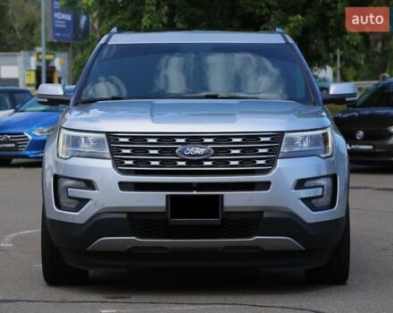 Серый Форд Эксплорер, объемом двигателя 3.5 л и пробегом 163 тыс. км за 23900 $, фото 1 на Automoto.ua