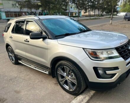 Серый Форд Эксплорер, объемом двигателя 3.5 л и пробегом 95 тыс. км за 19999 $, фото 2 на Automoto.ua