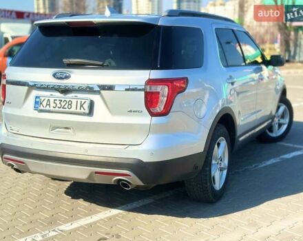 Серый Форд Эксплорер, объемом двигателя 3.5 л и пробегом 132 тыс. км за 18300 $, фото 16 на Automoto.ua