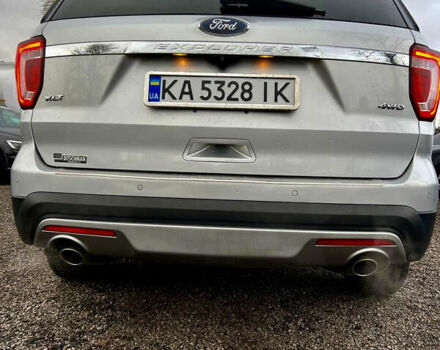 Серый Форд Эксплорер, объемом двигателя 3.5 л и пробегом 149 тыс. км за 18700 $, фото 16 на Automoto.ua