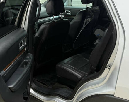 Сірий Форд Експлорер, об'ємом двигуна 3.5 л та пробігом 153 тис. км за 20000 $, фото 27 на Automoto.ua