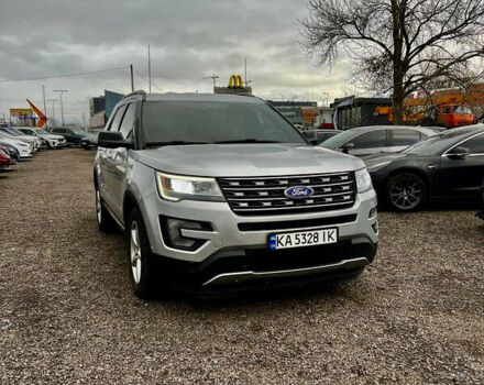 Серый Форд Эксплорер, объемом двигателя 3.5 л и пробегом 149 тыс. км за 18700 $, фото 7 на Automoto.ua