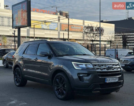 Серый Форд Эксплорер, объемом двигателя 2.26 л и пробегом 68 тыс. км за 18000 $, фото 9 на Automoto.ua