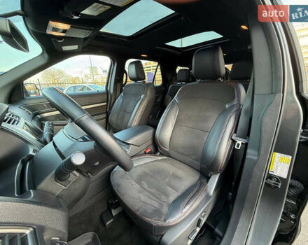 Серый Форд Эксплорер, объемом двигателя 2.26 л и пробегом 68 тыс. км за 18000 $, фото 17 на Automoto.ua