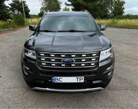 Форд Эксплорер 2017 в Львове на Automoto.ua Серый Форд Эксплорер, объемом двигателя 3.5 л и пробегом 167 тыс. км за 20199 $, фото 2 на Automoto.ua
