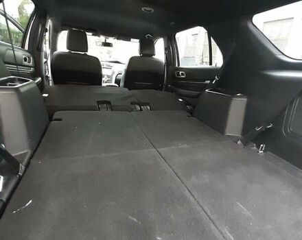 Серый Форд Эксплорер, объемом двигателя 3.5 л и пробегом 165 тыс. км за 20500 $, фото 4 на Automoto.ua